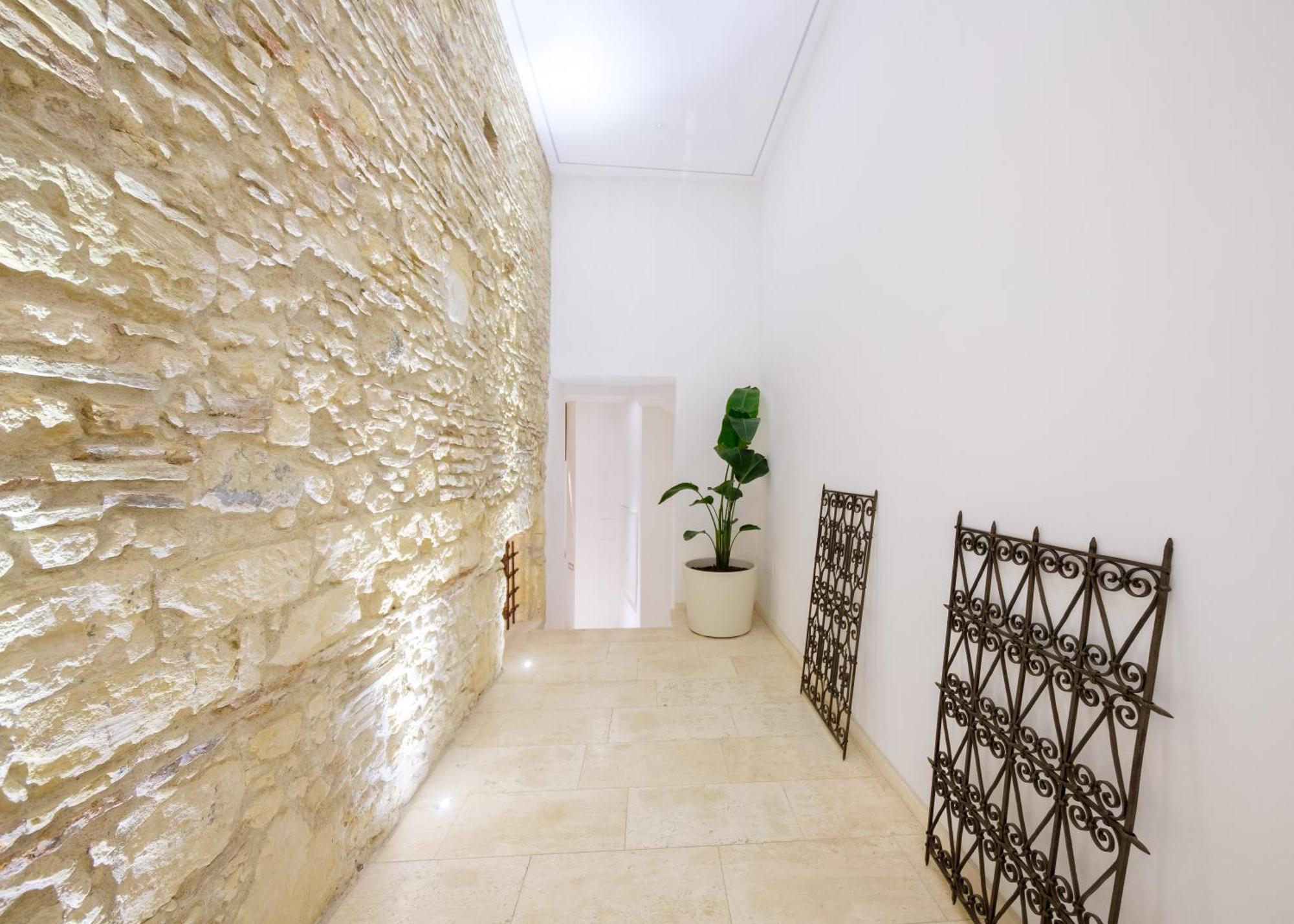 Luxury Suite La Terrazza In Pieno Centro In 卡利亚里 外观 照片